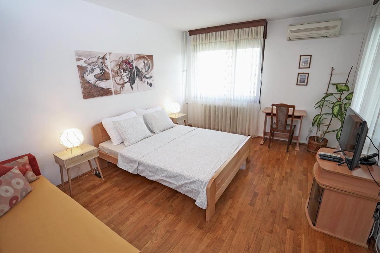Apartment Nena Belgrado Exterior foto